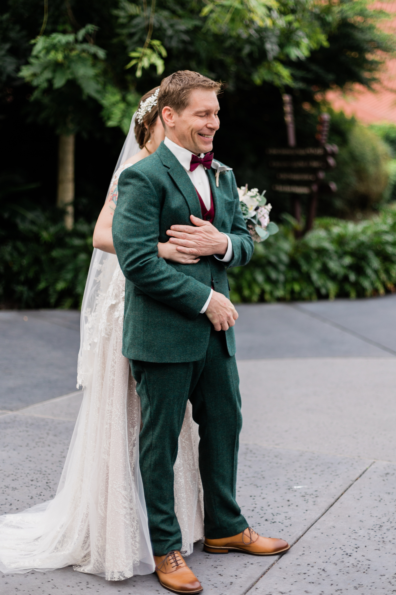 First look at Disney's Polynesian resort wedding photos by Jess Collins